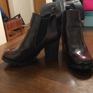 Red high heel Chelsea boots